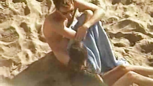 Pilem kualitas :  Darling Young nyaéta horny jeung manéhna hayang ngarasa manéhna dina posisi nu béda Seksi panas porno 