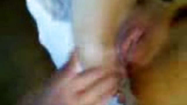Pilem kualitas :  Denok unwillingly méré lampu héjo ka urut kabogoh keur banging Seksi panas porno 