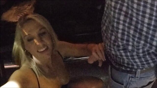 Pilem kualitas :  O homem fica animado e a namorada o ajuda a se acalmar com o orgasmo Seksi panas porno 